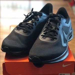 Brand New Nike Downshifter 10 Men’s sneakers